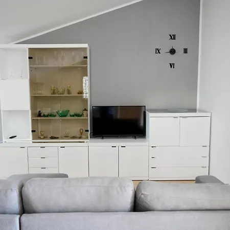 Charlotte Apartment